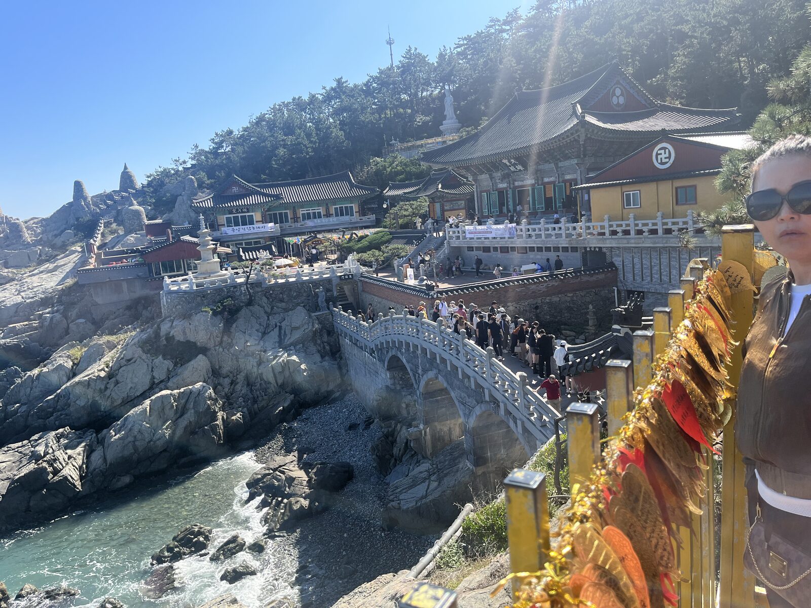 Haedong Yonggungsa — buddhisttempel ud til havet.